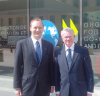2012_4_4_Michael Edwards and David Phillips